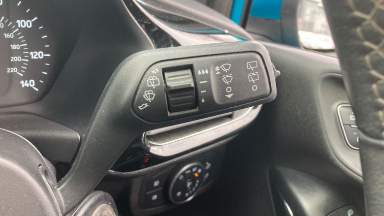 Ford Fiesta 1.1 Zetec 5dr Petrol Hatchback